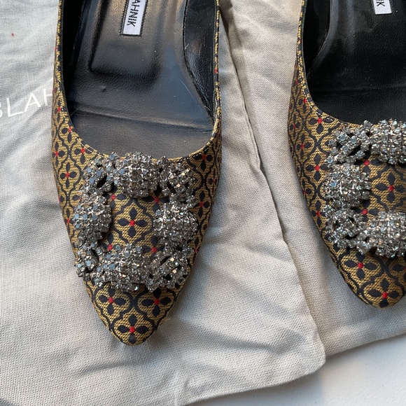 Manolo Blahnik Jacquard Hangisi - stunning and hard to find - Picture 5 of 9